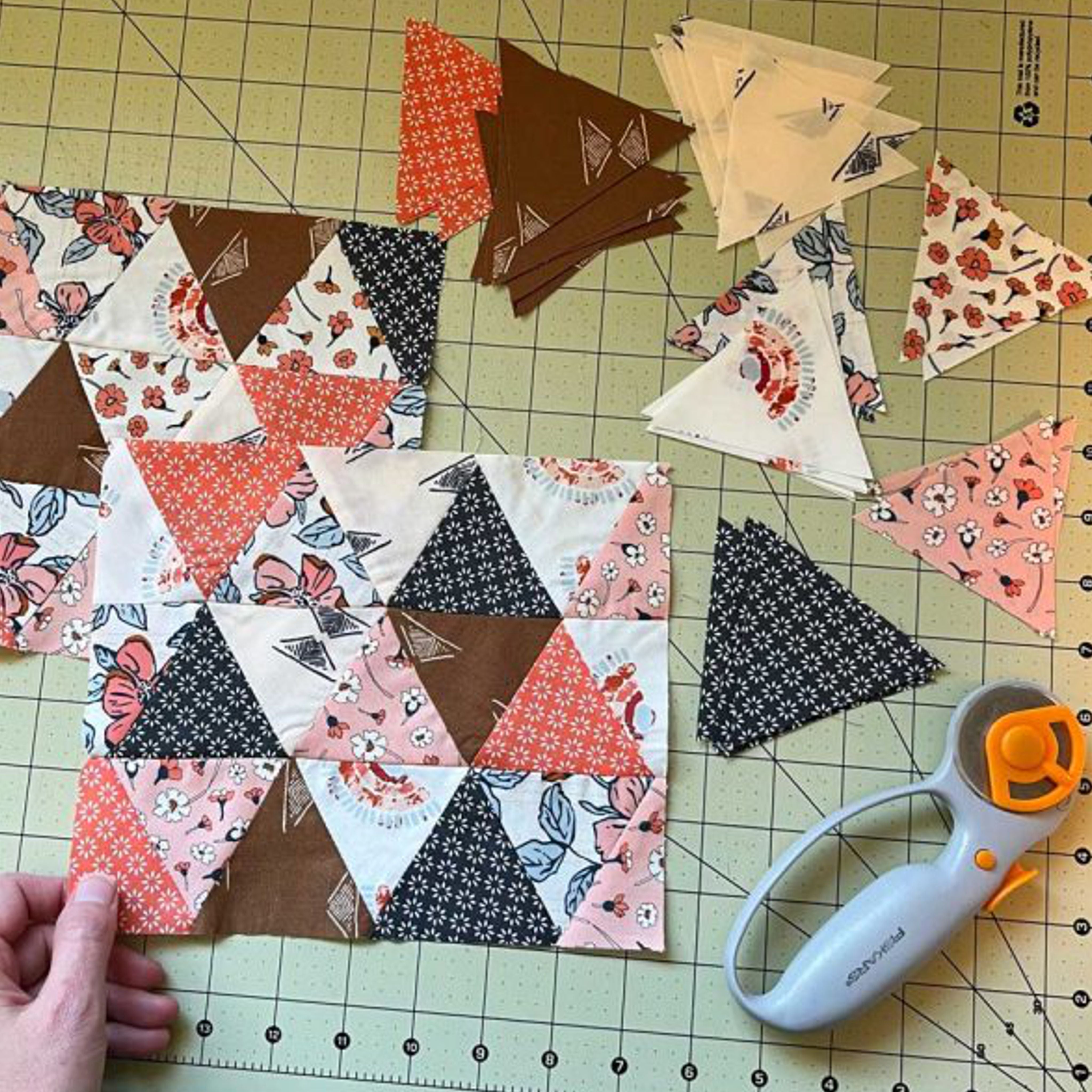 6" Triangle Quilting Template pack contents and what's included